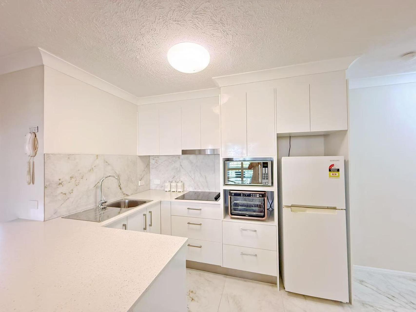 Karana Palms Resort Gold Coast Exterior foto